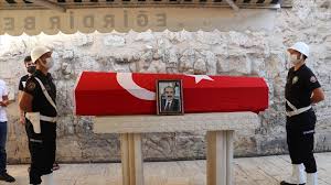 Vali hüseyin avni coş, fetö'nün darbeci askerlerine cezanızı göreceksiniz. Eski Sakarya Valisi Huseyin Avni Cos Memleketi Isparta Da Son Yolculuguna Ugurlandi