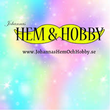 Vi gick på hem och hobby i hjo, bara hon och jag och hon kommenterade en tomte som höll i ett hjärta❤. Hem Och Hobby