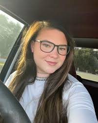 Audrey Field (@audrey_field_) · Instagram photos and Reels