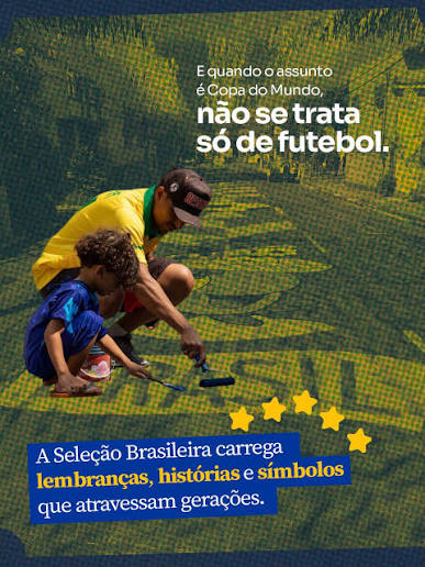 Torcida brasileira comemorando em estádio de futebol