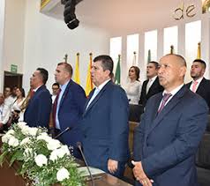 Gobernador Victor Manuel Tamayo tomó juramento a los integrantes del  gabinete - Eje21