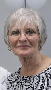 Erin Metz's Instagram, Twitter & Facebook