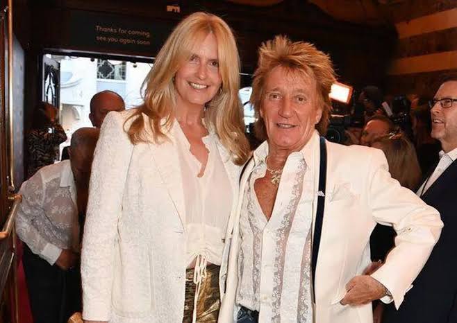 Penny Lancaster says she'd 'decided to bail' on Rod Stewart as he shares  regret | Glasgow Live