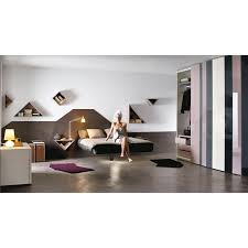 Fluttua Cama Lago Diseno Moises Showroom
