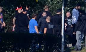 Lok leipzig gegen chemie stadttuell in leipzig als buhne fur chaoten mz de. Messer Schlagstock Sturmhaube Gewalttatige Lok Leipzig Hooligans Auf Tour Antifa In Leipzig