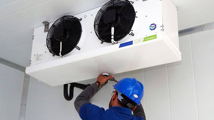 Cold room maintenance