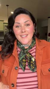 Girls night with the @brafittingsbycourt squad 👑🔥✨!! We had a BLAST with  Courtney and the girls talking all things color and empowerment! Our teams  share a vision to help empower and uplift (