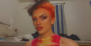 Wayne Vest (@waynevestmua)