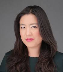 Carol Suh's Instagram, Twitter & Facebook