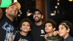 صدى العرب بحضور هاني سلامه وعمرو ذكي وخالد الجندي مؤمن زكريا يفتتح مطعم سنارة بالتجمع الخامس صور