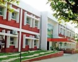 Image of Veer Narmad South Gujarat University, Surat, India  Academic Block