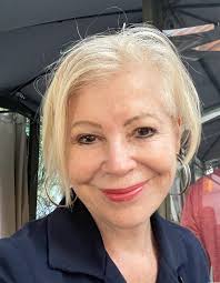 About Beverly — Bev Stowe Connects