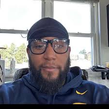 Justin Blosser (@justin_blosser)