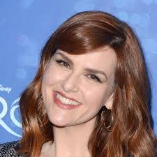 Sara Rue's Instagram, Twitter & Facebook