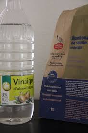 Diy Deboucher Ses Canalisations Avec Du Bicarbonate De Soude Du Sel Et Du Vinaigre Blanc Deboucher Canalisation Vinaigre D Alcool Produit Entretien