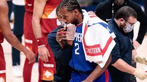 Kawhi leonard playing through foot injury. Not Sure I Have Ever Seen A Face Move Like This New Angle Of Kawhi Leonard S Bloody Face Injury Explains Why He Got 8 Stitches The Sportsrush