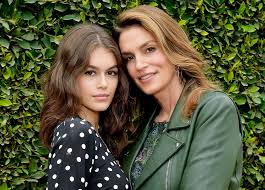 Is cindy crawford's daughter single? Like Mother Like Daughter Cindy Crawford And Kaia Gerber Share A Love For Meditation Newbeauty
