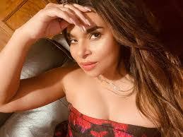 Cindy Rolling's Instagram, Twitter & Facebook