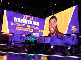 Cleveland, ohio — one round of the 2021 nfl draft is in the books. Nghrs0653mrepm