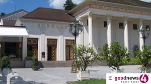 We did not find results for: Mesut Ozil Feierte In Baden Baden Arsenal Kicker Sead Kolasinac Feierte Hochzeit Im Kurhaus Mit Dabei Weltmeister Julian Draxler Und Shkodran Mustafi