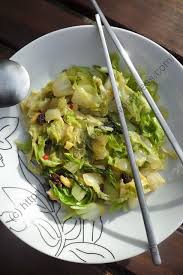Poelee De Chou Chinois A L Asiatique Asian Chinese Cabbage Pan Chou Chinois Chou Chinois Recette Cuisine Asiatique