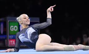 Na prova de solo, giros, saltos, passos e movimentos acrobáticos são realizados pelos dois. Live Tokyo 2020 Finale All Around Ginnastica Artistica Femminile Diretta