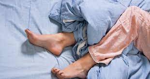 Limiter sa consommation d'alcool, tabac, café thé et/ou chocolat réduit l'absorption de substances excitantes, et donc potentiellement l'acuité des symptômes. Syndrome Des Jambes Sans Repos Impatience Dans Les Jambes Personnes A Risque Facteurs De Risque Et Prevention