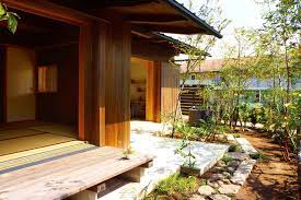 Japanische häuser in unserem verständnis haben keinefenster oder türen. Ein Japanisches Holzhaus Modern Interpretiert