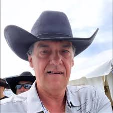 Un gros merci à toute l'équipe de chez Transport Gino Bois de Mont-Joli  pour les deux autres acquisitions. Bonne route les amis!!!