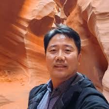 Aaron Rathmell's Instagram, Twitter & Facebook