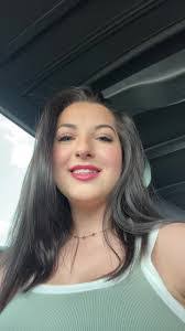 Tessa Sherman's Instagram, Twitter & Facebook