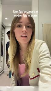 Os vídeos de Lara Adler (@laralarinhadaily) com som original