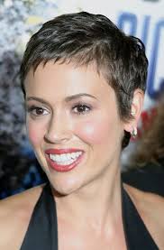 Super Short Chic Hairstyles For Women Alyssa Milano Sophisticated Allure Womens Hairstyles Very Short Hair Short Hair Styles