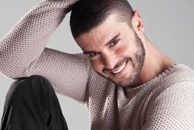 турецкий актер мехмет акиф алакурт и его жена фото Berk Oktaj Tureckij Akter I Model