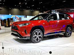 The toyota rav4 prime is available in two trims: Qc Zxfwe717ksm