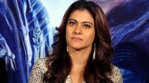 Mertua Meninggal Dunia Kajol Menangis Pilu Di Pelukan Aishwarya Rai Showbiz Liputan6 Com