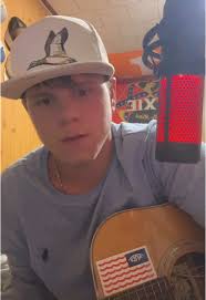 Learned this one a couple days ago#hellisadancefloor #strings  #acousticcovers #acoustic