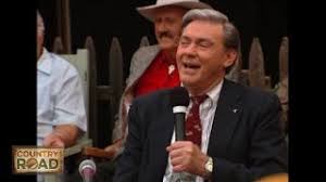 The song was a number 3 billboard country single for brown in late 1967. Jim Ed Brown Pop A Top Youtube