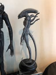 у лукоморья дуб зелёный златая цепь на дубе том From Eno0666 Roswell Japan Alien Big Chap Bust Statue Giger Alien Alien Cosplay Alien