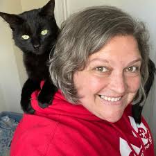 Crystal Arnott's Instagram, Twitter & Facebook