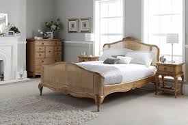 Offerte interessanti e design innovativi su queste mobili camera da letto in stile francese contraddistinguono i prodotti. Arredamento Provenzale Come Conferire All Intera Casa Un Allure Francese Archzine It