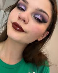 Fun Smokey purple look I did recently! Whatcha think? Products Foundation  @revlon Colorstay longwear Eyeshadow @jeffreestar blood lust Mascara  @maybelline falsies angel push up Lip @lorealparis 860 spice Tags • • • • #