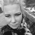 Kerri Hurd's Instagram, Twitter & Facebook