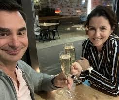 Sandra Mogg's Instagram, Twitter & Facebook