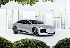 Geplante motoren 2.0 tdi , zwei 3.0 tdi und ein 3.0 turbobenziner. Audi A6 E Tron Concept Oberklasse Auf Neuer Plattform