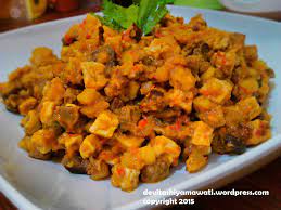 Tinorangsak or tinoransak is an indonesian hot and spicy meat dish that uses specific bumbu (spice mixture) found in manado cuisine of north sulawesi, indonesia. Sambal Goreng Ati Ampela Shiyamawati S Blog
