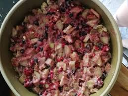 Einfacher und schneller rhabarberkuchen mit vanillecreme und knusprigen streuseln, auch ein super blechkuchen. Rhabarberkuchen Mit Streusel Und Pudding Saftiger Rhabarberkuchen Mit Kokos Streuseln Einfach Und Lecker Kuchenrezept Mit Streusel Naschenmitdererdbeerqueen De