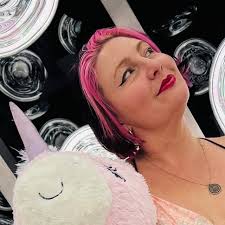 Anna Madrigal (@amfmfashion) • Instagram photos and videos