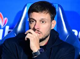 Liga MX » Noticias » Cruz Azul advierte al DT Anselmi ante la polémica