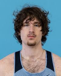 Clyde Berger's Instagram, Twitter & Facebook